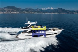 Ferretti-670-1