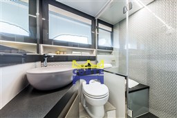 Pershing-5X-master-head