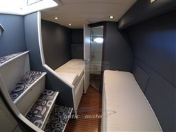 8286de3b-eb8d-fc5e-83d2-587da2de3cc8.256.jpg