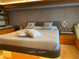 27FERRETTI 630 2007