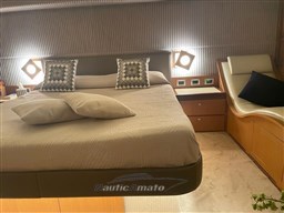 4FERRETTI 630 2007