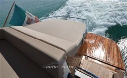 Cranchi-M44-HT_15-300x185