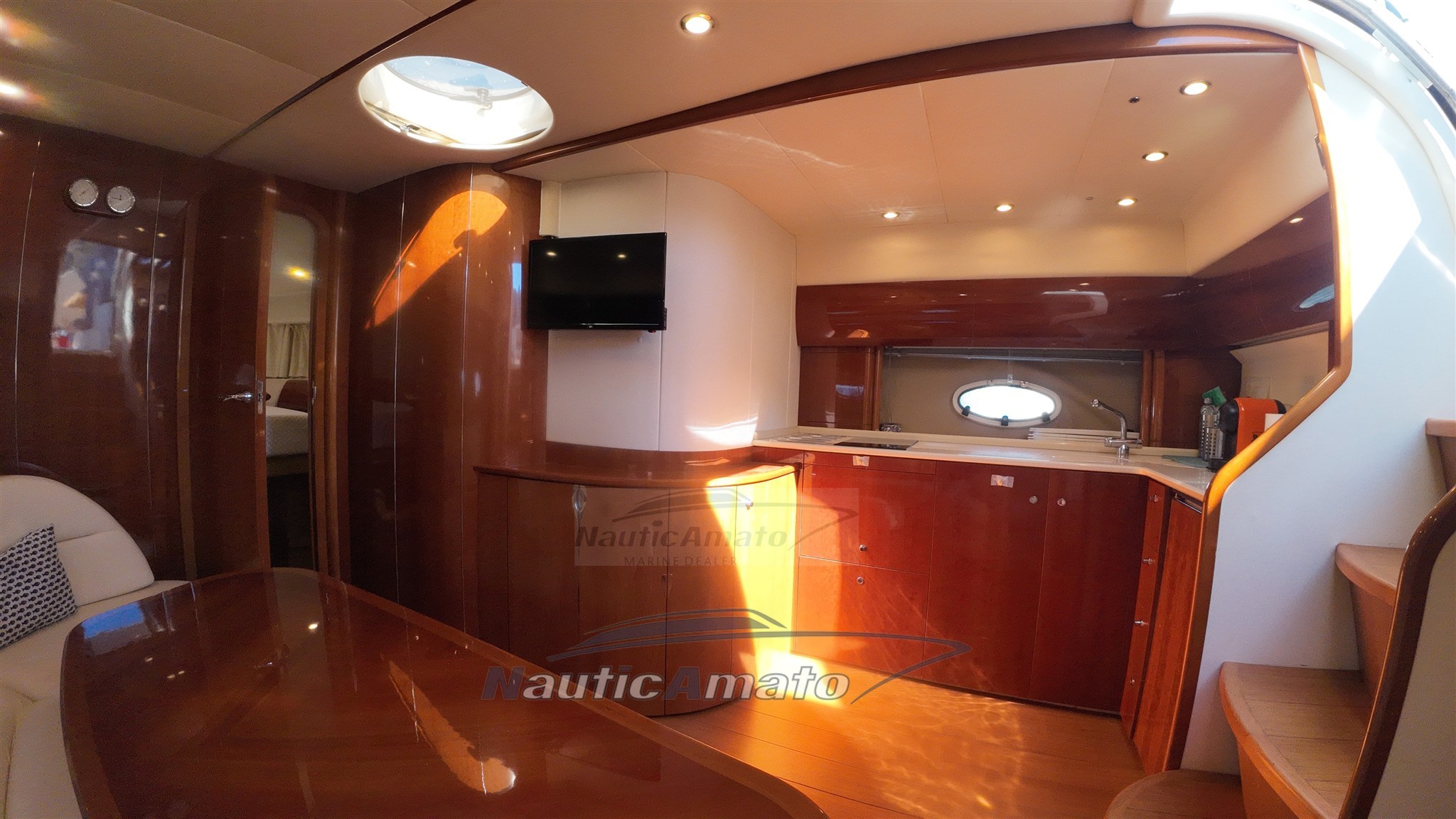 Princess v 46 Nauticamato (7).jpg