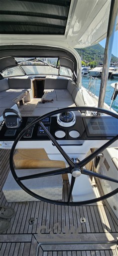 JEANNEAU 65