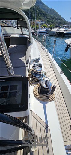 JEANNEAU 65