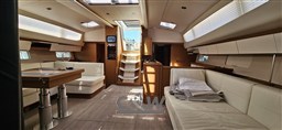 JEANNEAU 65