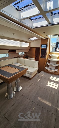 JEANNEAU 65