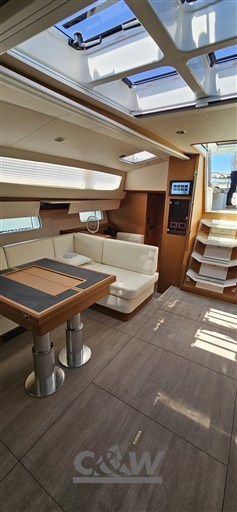 JEANNEAU 65