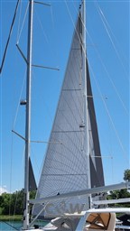 JEANNEAU 65