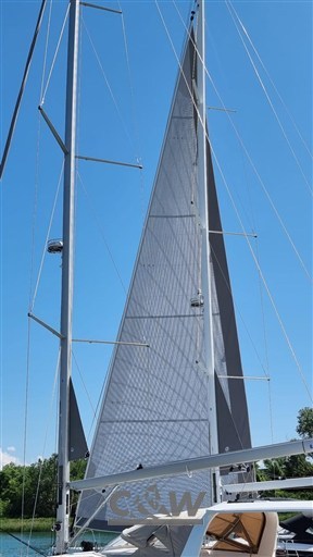 JEANNEAU 65