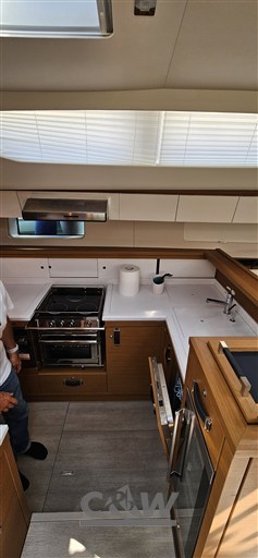 JEANNEAU 65