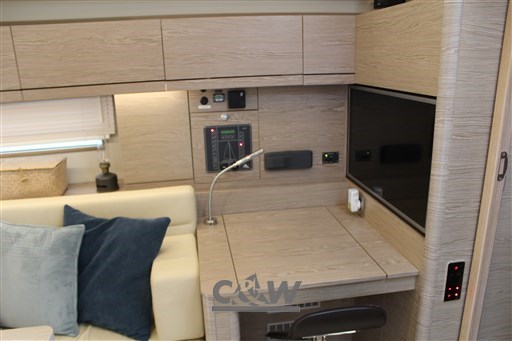 Hanse 508