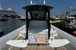 2020 Magazzu MX 13 Gran Coupè docked in a marina, featuring sleek design and modern amenities.