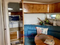 Dinette 2.jpg
