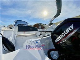 Azzurra Ranieri powered Mercury - concessionario ufficiale Blue Navy Nautica