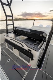 NAVAN-T30-2026-5.jpg
