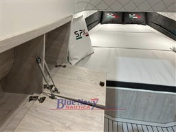 spx-32-interni-vendita-nuovo-usato-concessionario-toscana