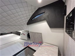 spx-32-vendita-nuovo-usato-concessionario-blue-navy