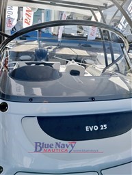 ranieri-evo-25-concessionario-toscana-bluenavy