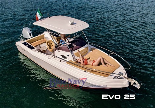 ranieri-evo-25-concessionario-toscana-bluenavy-nautica