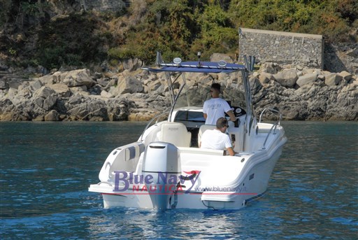 ranieri-evo22-vendita-concessionario-bluenavy-toscana