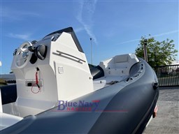 gommone-master-699-usato-vendita-mercury-200cv-toscana-consolle.jpg