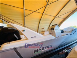 gommone-master-699-usato-vendita-mercury-200cv-toscana-talamone-blu-navy.jpg