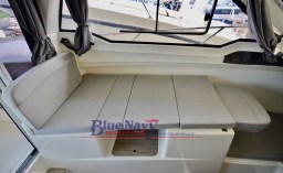 barca-quicksilver-705-weekend-postoleto-cabina