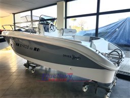 Syros 190 esterni.jpg