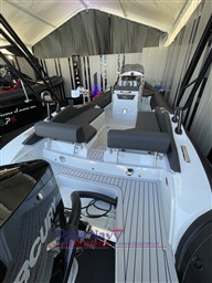 spx-24-vendita-nuovo-usato-concessionario-ufficiale-blue-navy-nautica