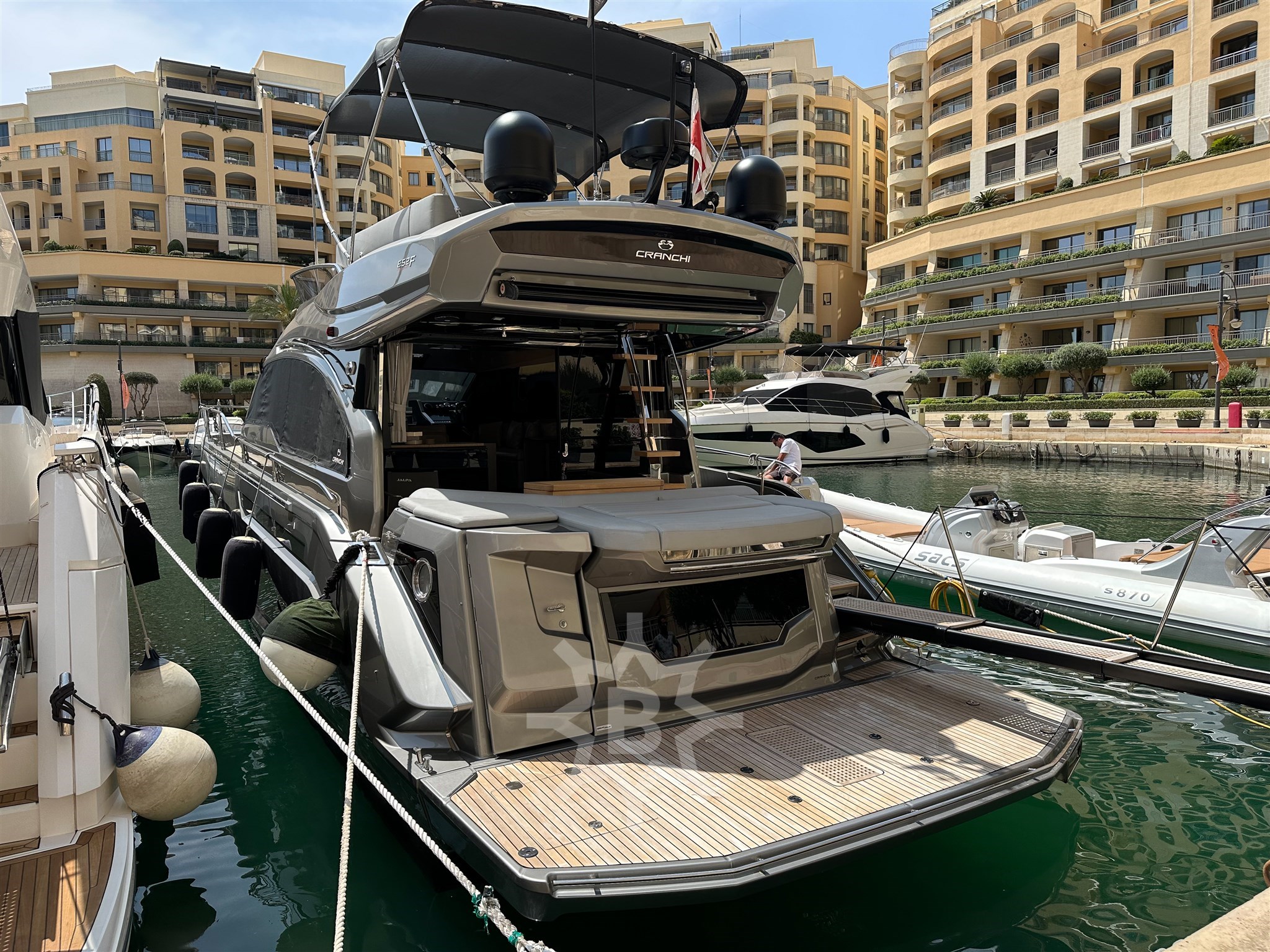 CRANCHI E 52 F - ESTERNI