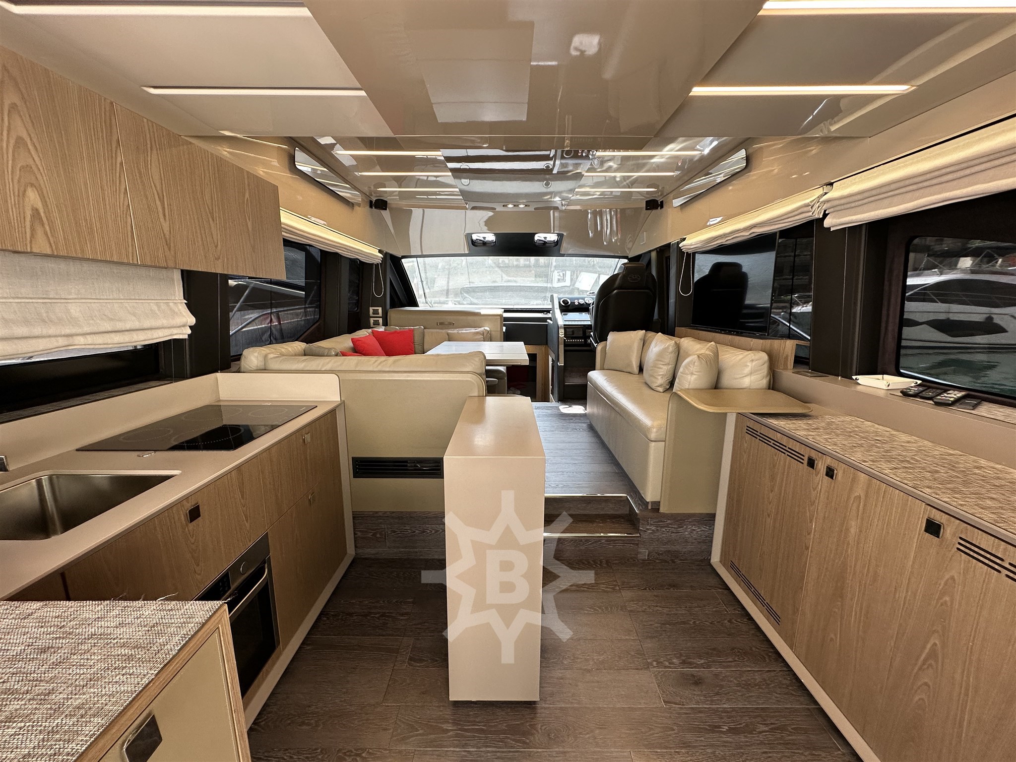 CRANCHI E 52 F - INTERNI