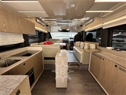 CRANCHI E 52 F - INTERNI