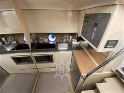 Sessa Marine C38 (2010)Timone Yachts