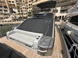 CRANCHI E 52 F - ESTERNI PRUA