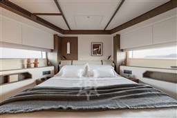 72 VIP Cabin 1_Low Res.jpg