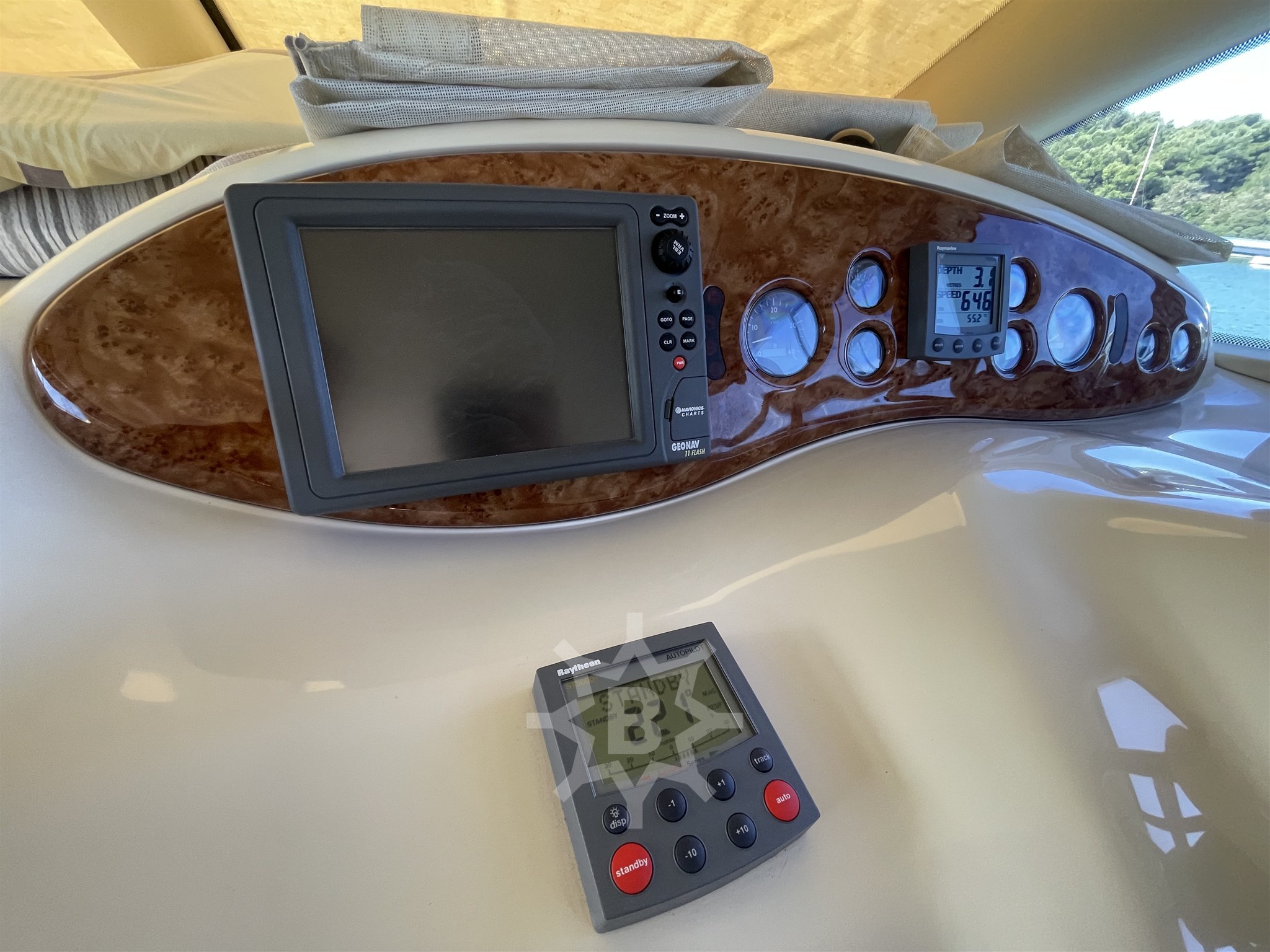 Azimut 42 (2002) Timone Yachts