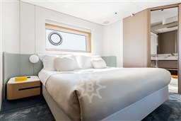 G26M Starboard Vip Cabin 1_Low res.jpg