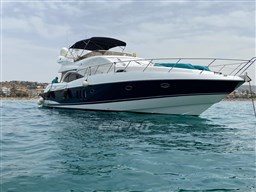 Sunseeker Manhatten 64