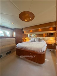 Sunseeker Manhatten 64