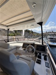 Azimut magellano 66