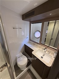 Azimut magellano 66