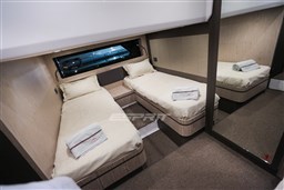 Atlantis 43