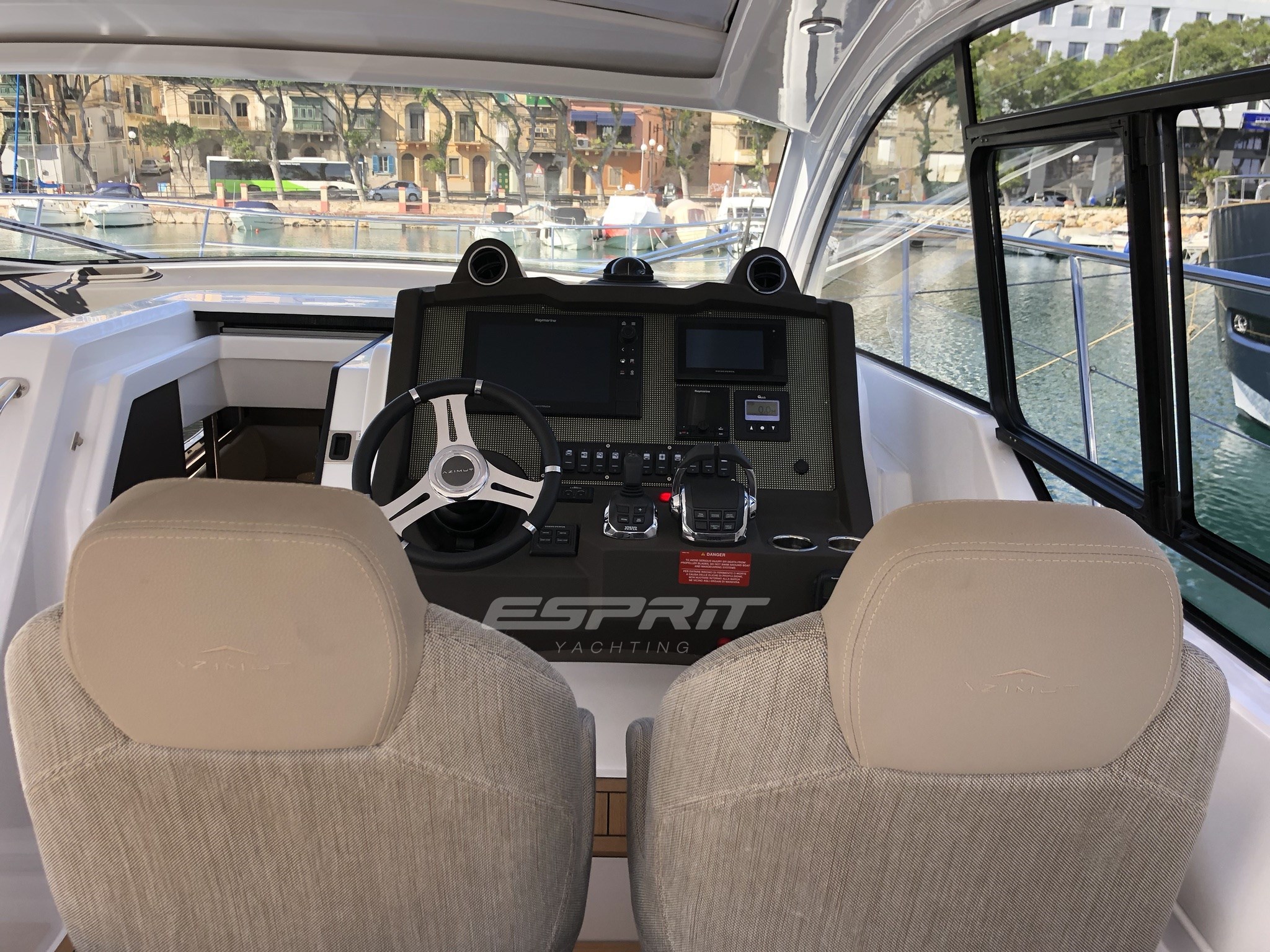 Atlantis 43