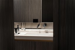 FLY 60 Bathroom.jpg