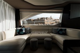 Azimut FLY 60 slaon 4.jpg