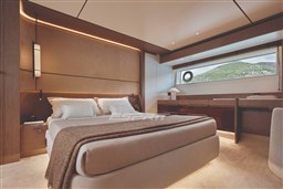 Azimut 82 Fly