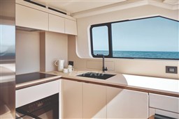 Azimut 82 Fly