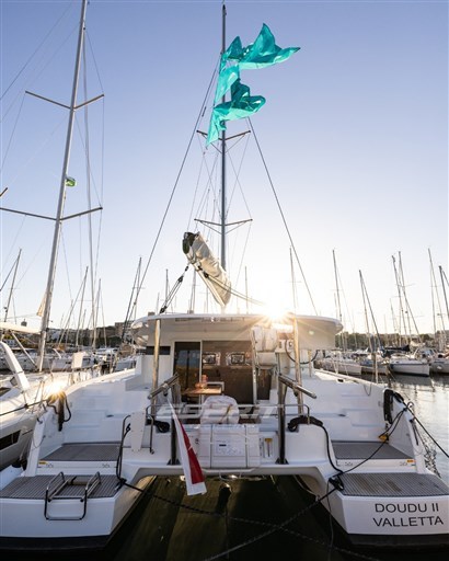 Lagoon 38