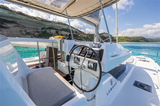 Lagoon 38